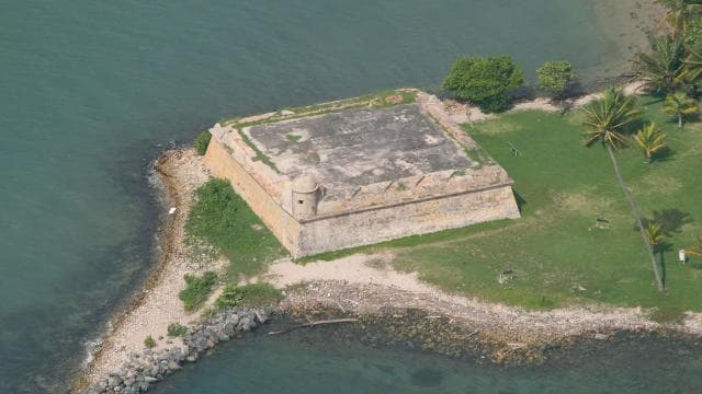 San Juan: Guided City Tour with Photo Stops (Hop-On Hop-Off) - Photo 4 (Gallery view)