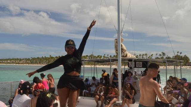 Party Boat - Booze Cruise Punta Cana - Photo 3 (Gallery view)