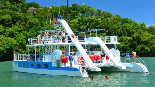 Aventura ecologică cu catamaran all inclusive cu prânz - Photo 3 (Gallery view)