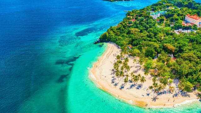 Samana: Whale Watching and Cayo Levantado Full Day Tour - Dominican Republic
