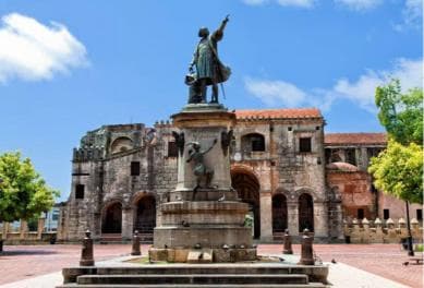Koloniální zóna: Historická prohlídka s návštěvou Kolumbova majáku a parku Tres Ojos - Photo 3 (Gallery view)