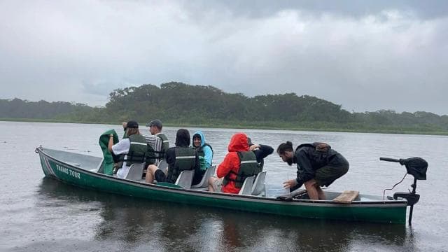 Tortuguero: Guided Canoe Tour "An Unforgettable Experience" - Photo 3 (Gallery view)