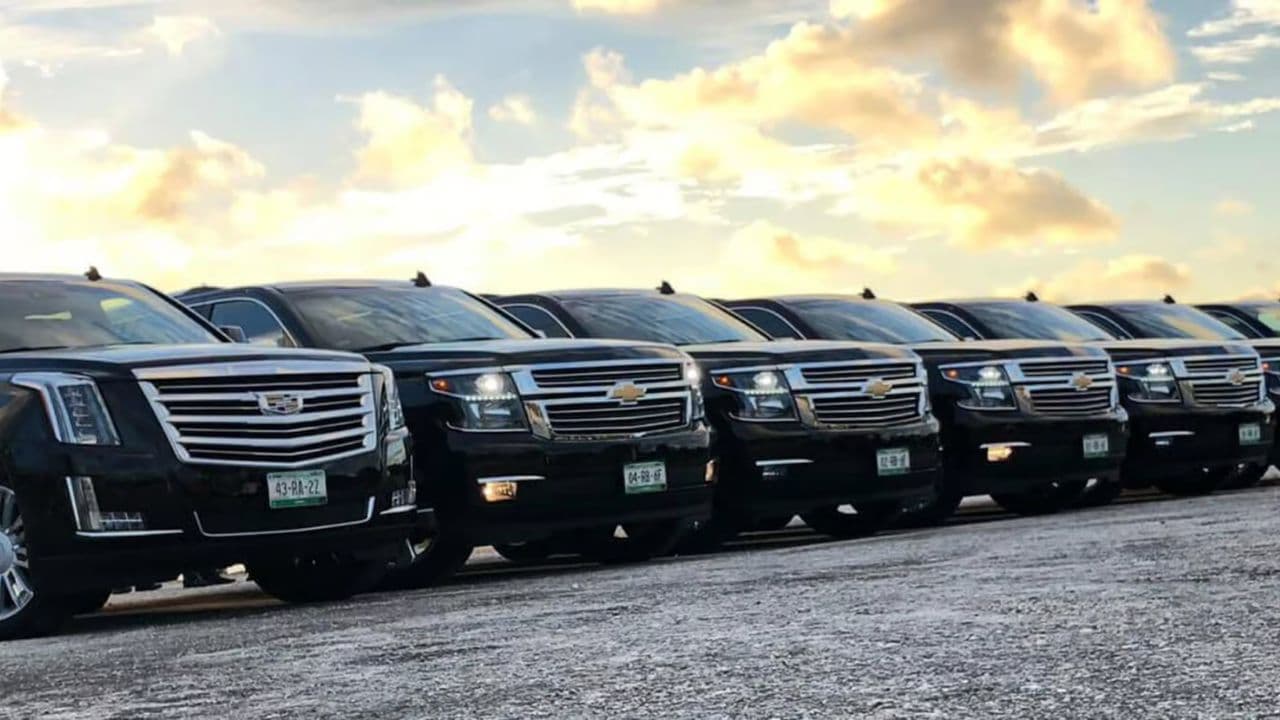 Vip Transportation & Luxury Car Services In (PUJ) To Hotels - Dominican Republic