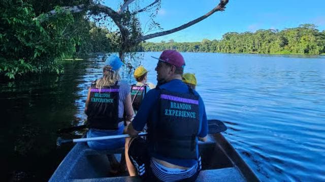 Tortuguero: Canoe tour through the Costa Ricans Amazons. - Photo 3 (Gallery view)