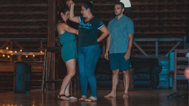 Combo de clase de cocina y lección de baile de salsa - Photo 2 (Gallery view)