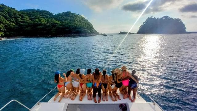 Tamarindo: Sunset Catamaran Pacific Lounge Tour - Photo 5 (Gallery view)