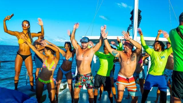 Power Cruise Tour with Snorkeling - Photo 5 (Gallery view)