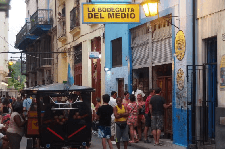 Havana Cocktail Tour - Photo 2 (Gallery view)
