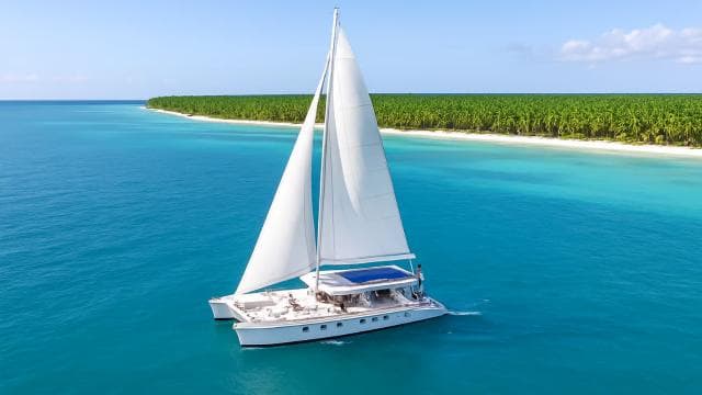 Saona Exclusive Catamaran – Small Group Experience - Photo 5 (Gallery view)