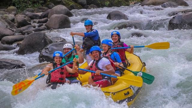 La Fortuna: Arenal Rafting Balsa River Class 2 & 3 Rafting - Photo 3 (Gallery view)