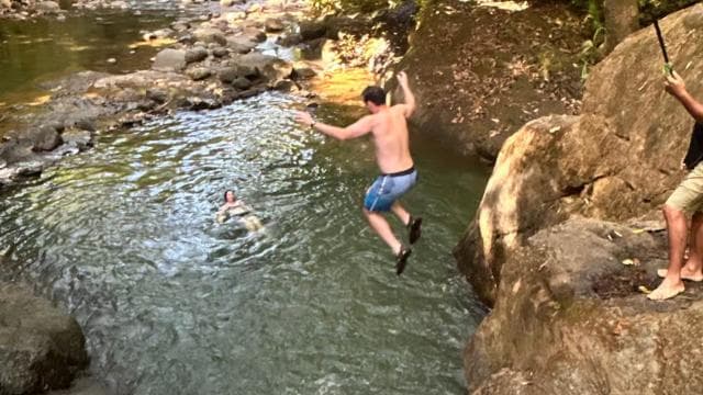 Full Day Adventure to Waterfalls & Beaches - Photo 5 (Gallery view)