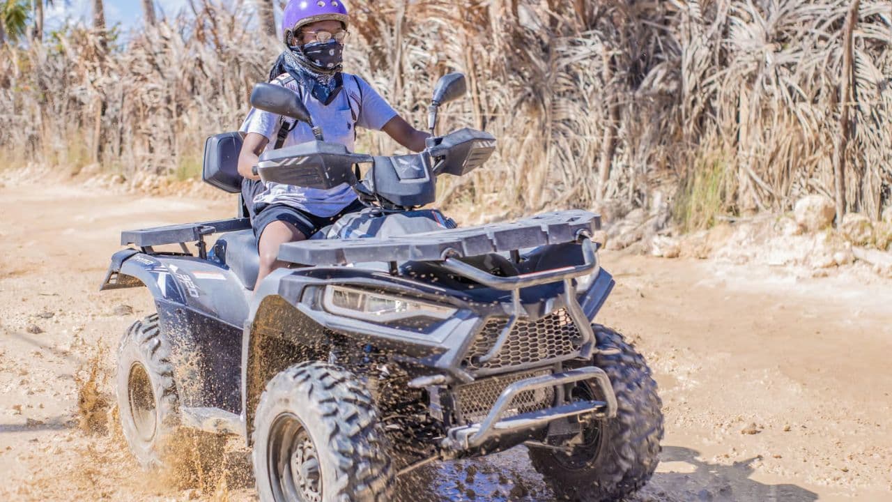 Aventura en buggy y vehículos todo terreno en la playa de Punta Cana, Macao - Photo 5 (Gallery view)