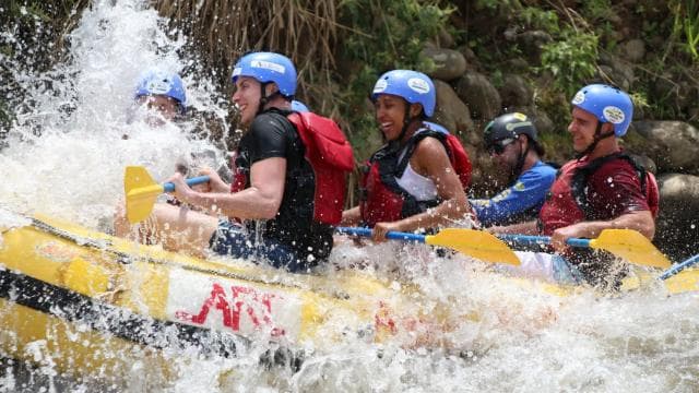 La Fortuna: Arenal Rafting Upper Balsa Class 3 and 4 Rapids - Photo 2 (Gallery view)