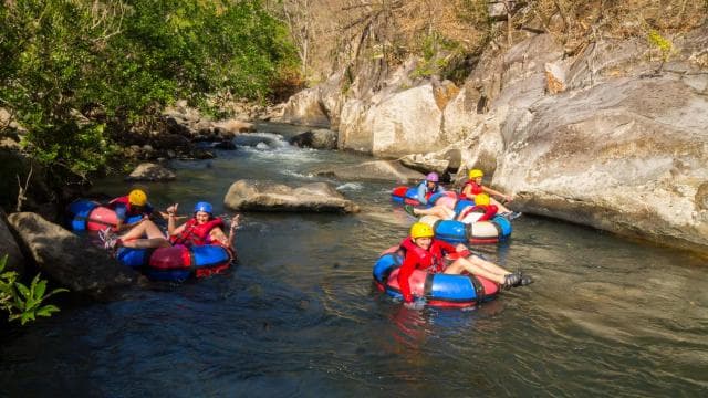 Libéria: Extrémny tubing v kaňone s prírodnými bazénmi a adrenalínom - Photo 2 (Gallery view)