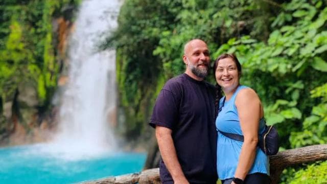 La Fortuna: Rio Celeste Waterfall and National Park Tour - Photo 2 (Gallery view)