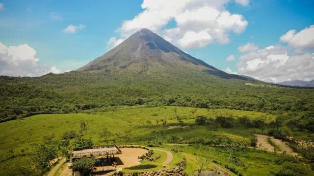 San José: Arenal Volcano and Hot Springs with Lunch - Photo 4 (Gallery view)