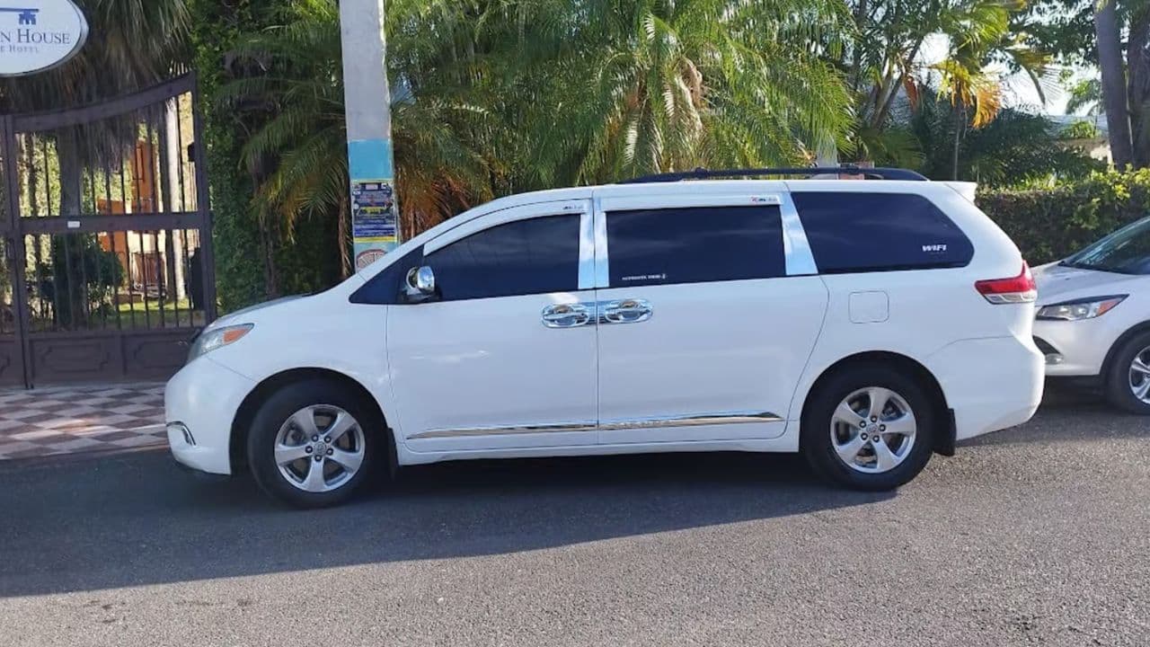 Private transfer Santo Domingo Airport to, Sosua, Cabarete, - Photo 4 (Gallery view)
