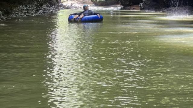 Puerto Rico: Tanama River Tubing & Cave Adventure in Arecibo - Photo 2 (Gallery view)
