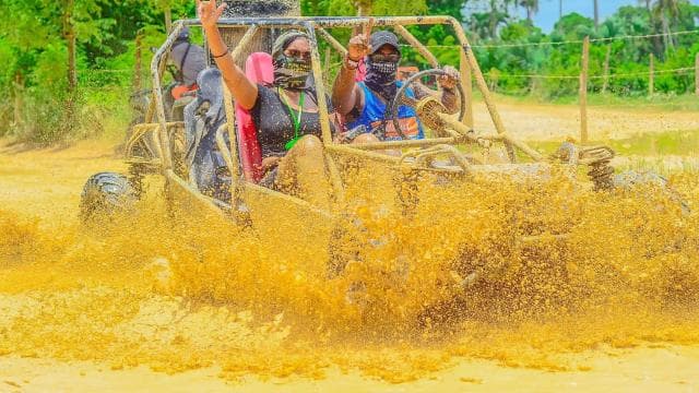Punta cana : buggy tour - Photo 2 (Gallery view)