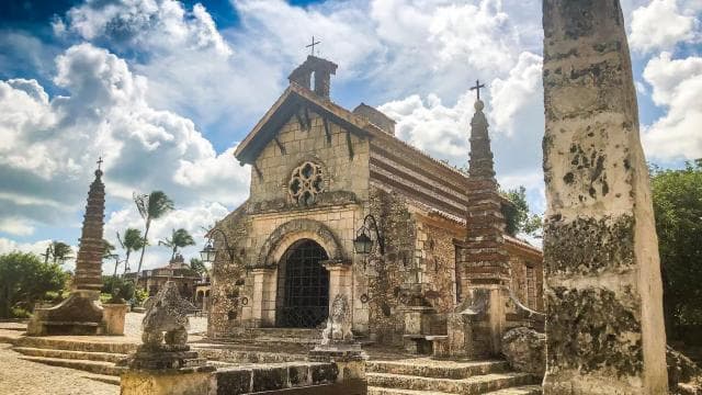 Tour di un'intera giornata all'Isola Catalina e agli Altos de Chavón - Photo 4 (Gallery view)