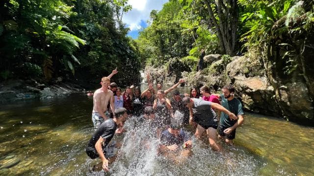 El Yunque Experienta Exclusiva Tur cu tobogane si cascade - Photo 2 (Gallery view)