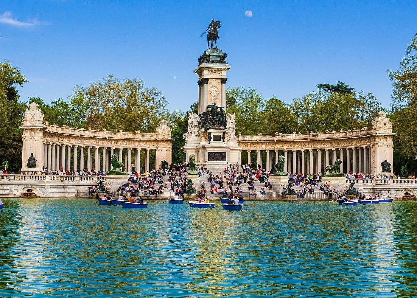 Retiro Park Walking Tour in Madrid - Photo 5 (Gallery view)