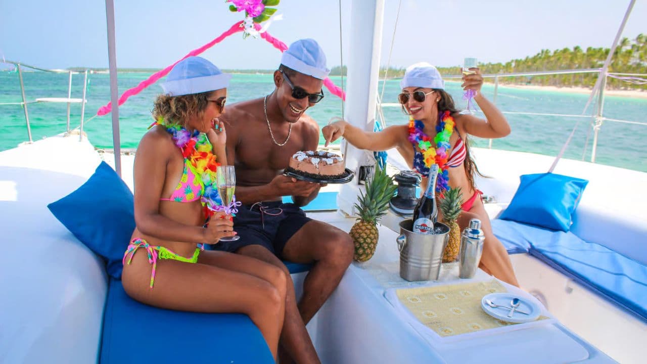 Punta Cana Private Catamaran (Medium Group) - Dominican Republic