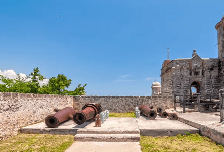 Výlet lodí v zálivu Cienfuegos + hrad Jagua - Dominican Republic