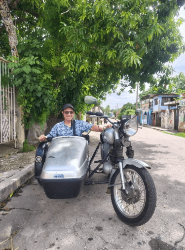 Klasik oswa Sidecar Motosiklèt Tour nan Lahavàn - Photo 2 (Gallery view)