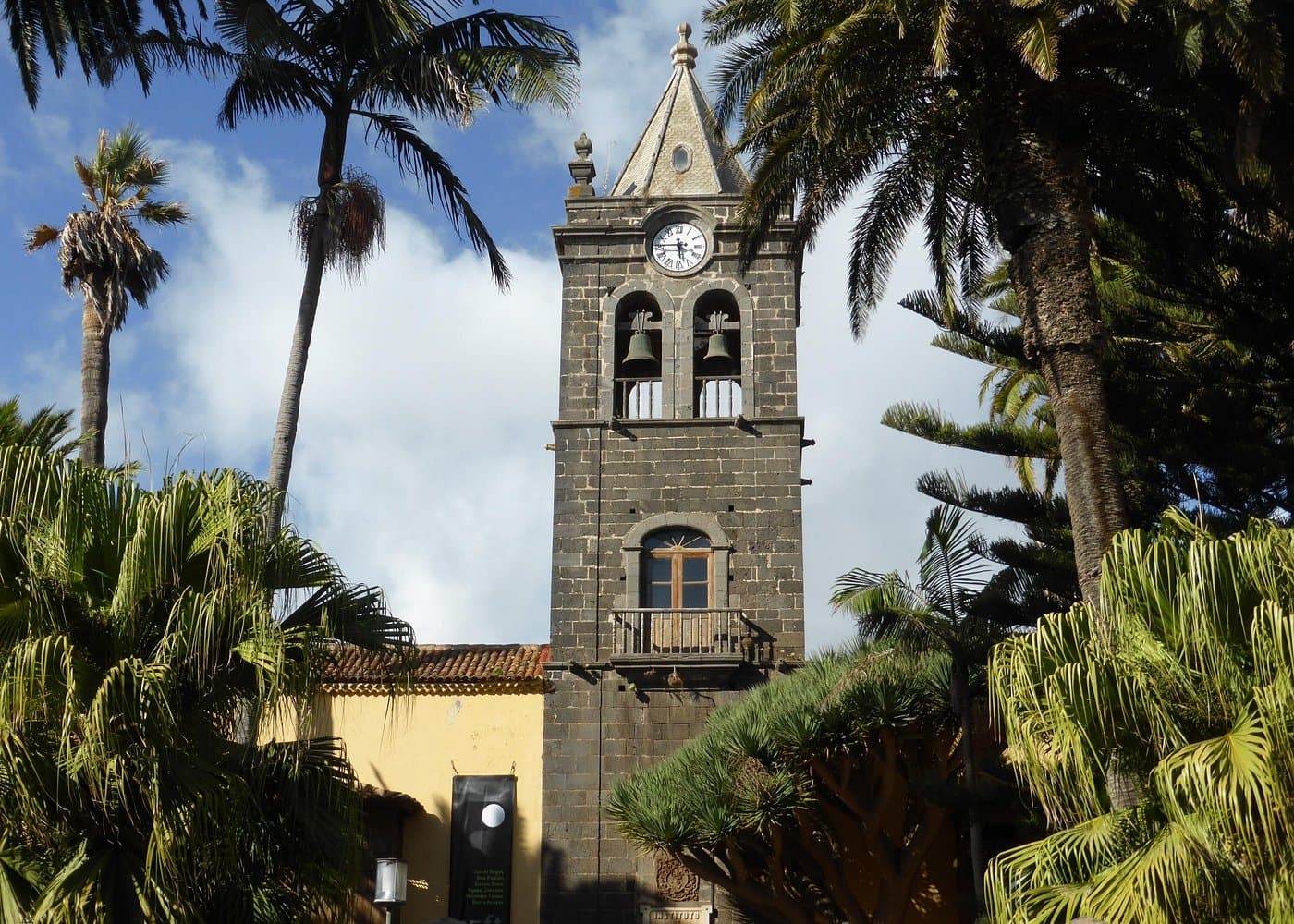 Full day tour visiting Santa Cruz, La Laguna and Anaga - Photo 3 (Gallery view)