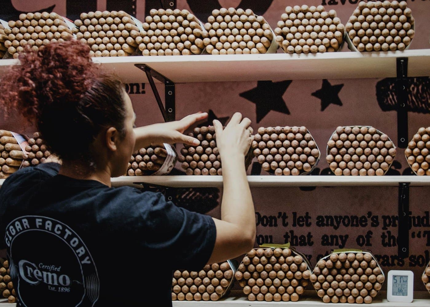 Miami Cigar Factory Tour: Cuban Coffee & Hand-Rolled Cigars - Photo 3 (Gallery view)
