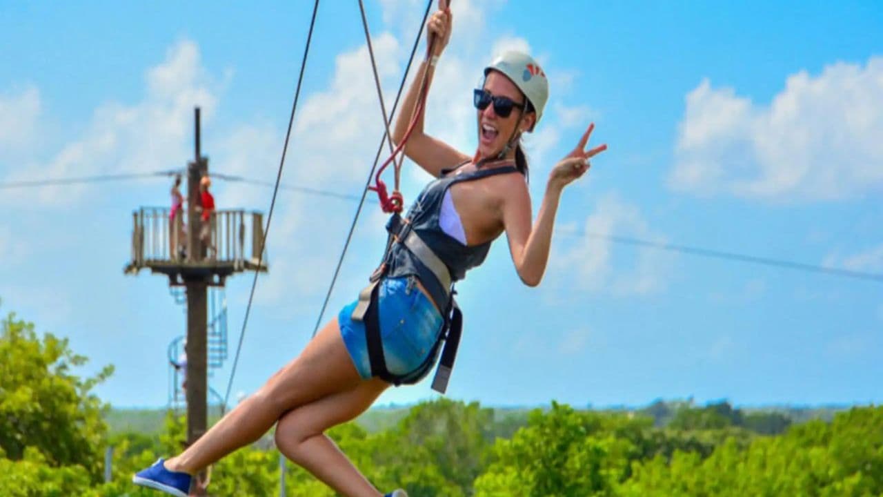 Zipline Montaña Redonda Tour - Dominican Republic
