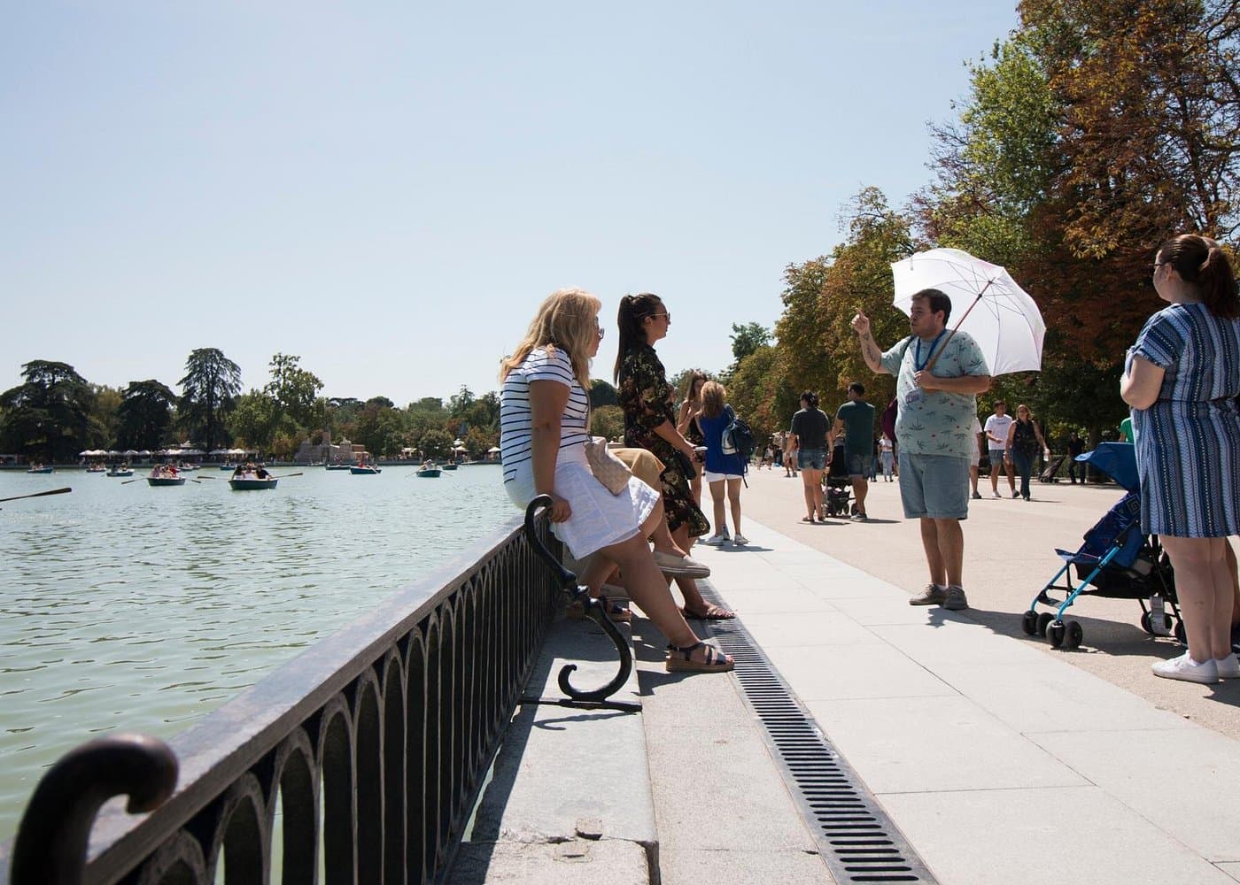 Retiro Park Walking Tour in Madrid - Photo 4 (Gallery view)