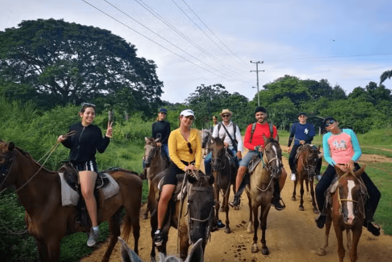 El Pilón Waterfall Horseback Day Trip - Dominican Republic