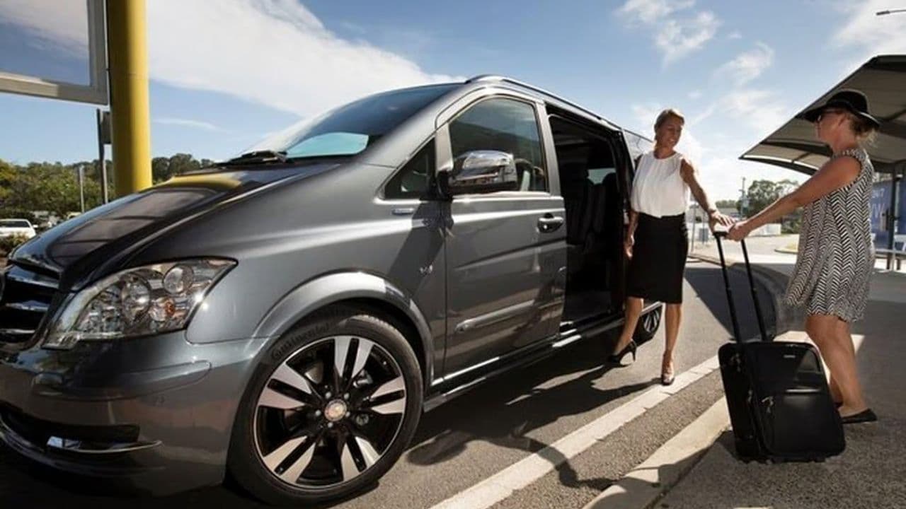 Santo Domingo Airport: Private Transfer to/from City Center - Photo 2 (Gallery view)