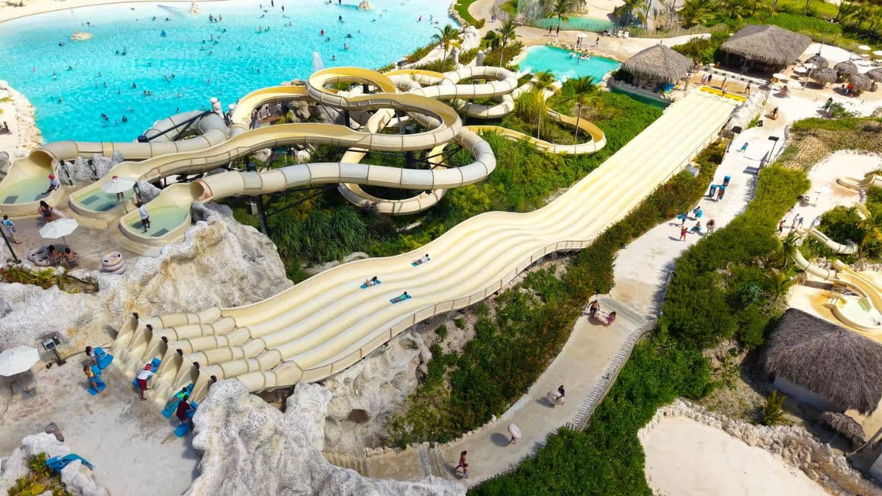 Punta Cana: Caribbean Lake Water Park Ticket with Transfers - Photo 2 (Gallery view)