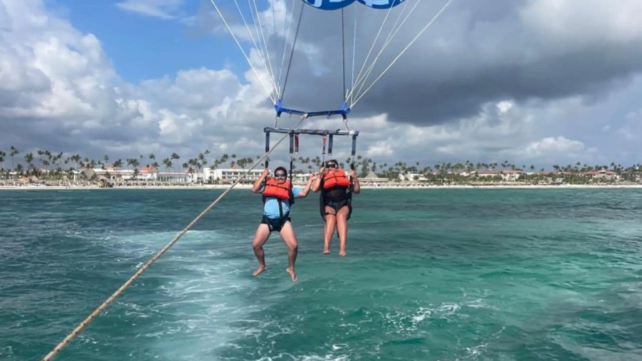 Punta Cana: Parasailing Adventure Adrenaline - Photo 3 (Gallery view)