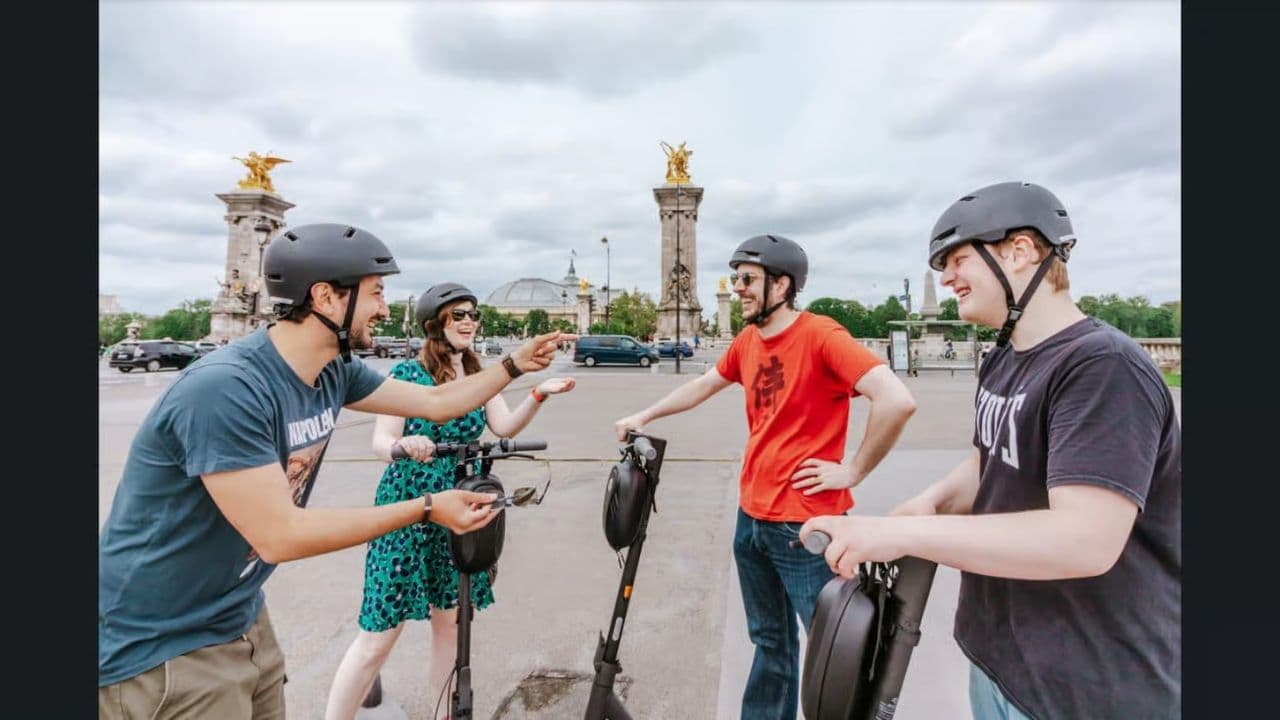 Guided Scooter Tour - Photo 2 (Gallery view)