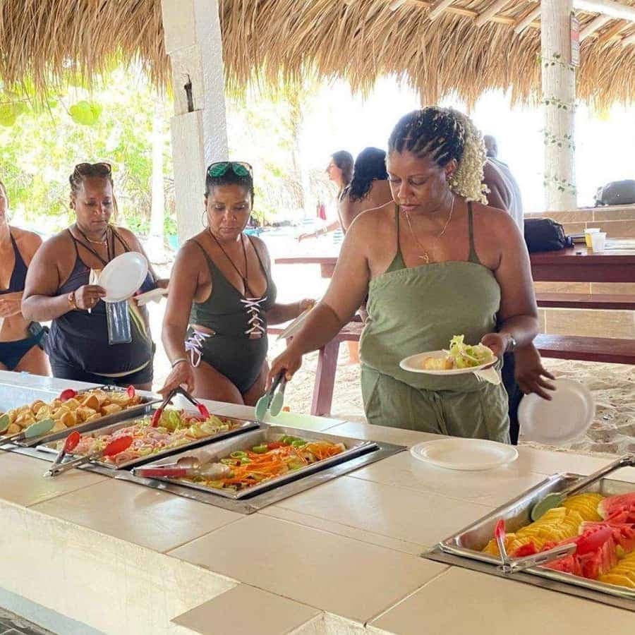 Punta Cana: Catalina Island Snorkeling Trip with Lunch - Dominican Republic