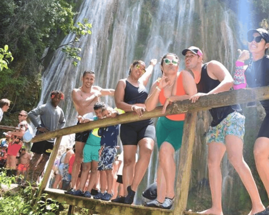 Samana: Cayo Levantado, Isla Bacardí y la Magnífica Cascada - Dominican Republic