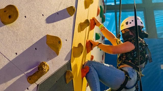Urban Park: Pico del Toro Climbing wall - Dominican Republic