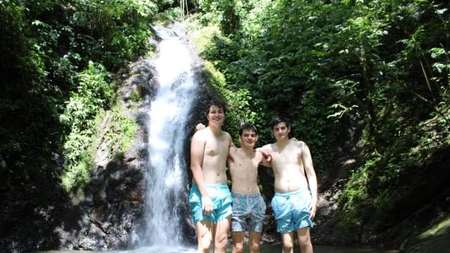 Hike 10 Waterfalls in Jacó with Lunch included - Dominican Republic
